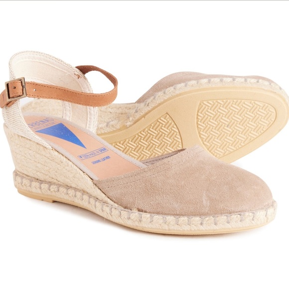 VERBERNAS SUEDE ESPADRILLE WEDGES - Picture 1 of 13